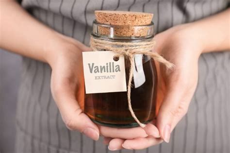 How much vanilla extract does it take to get buzzed?